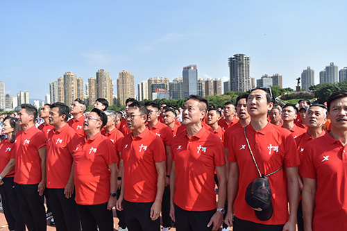 香港明星足球队·玉昆足球嘉年华举行1.jpg