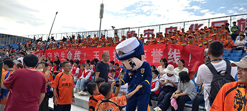 “足”梦赛场 “消”筑平安.jpg