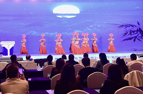 玉溪文旅康养及医药专场推介会架起国内外合作桥梁.jpg 玉溪文旅康养及医药专场推介会架起国内外合作桥梁.jpg